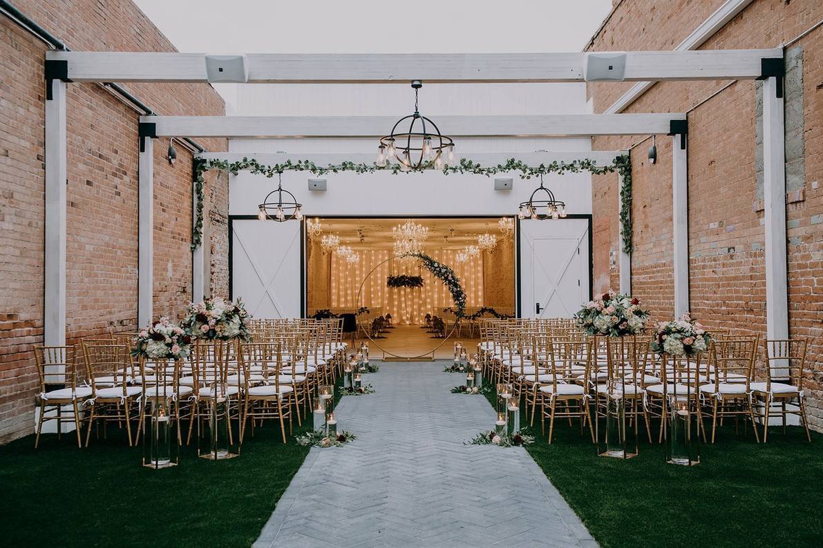 weeding building photo 2